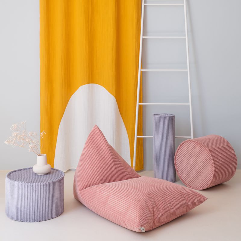 Pouf Pink Mousse velours côtelé Wigiwama Ambiance 3