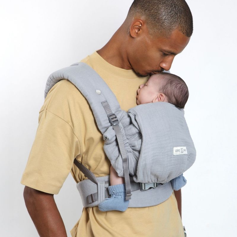 Porte bébé PhysioCarrier V2 Gaze de coton Grey Love Radius Ambiance 7