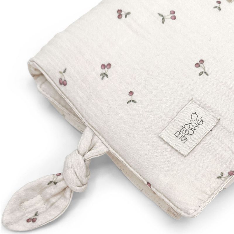 Tapis à langer nomade Knot Cherries Babyshower Produit 2