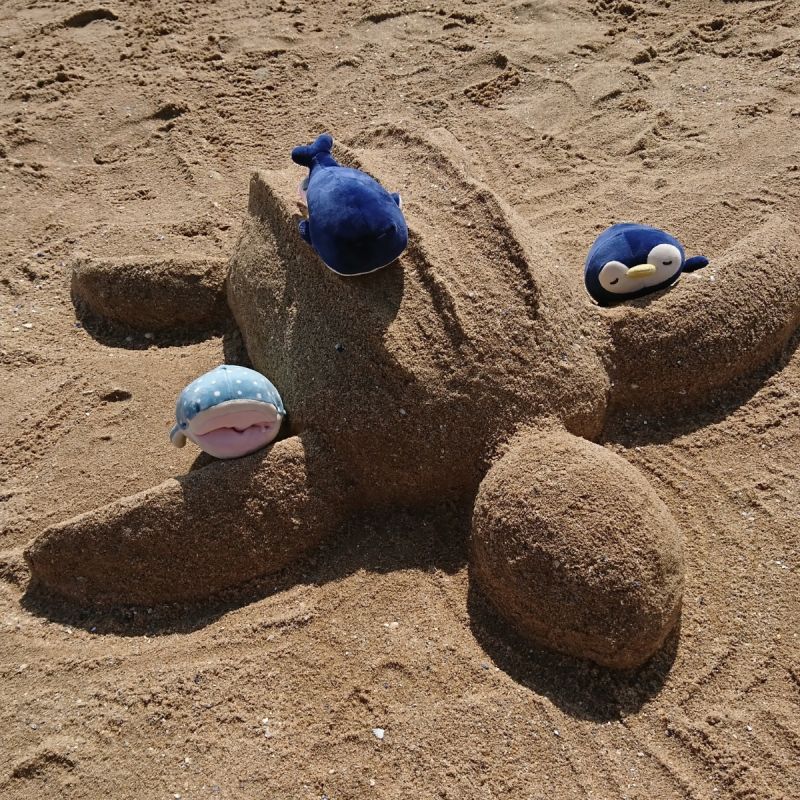 Porte-clé peluche Nemu Nemu Kanaroa la Baleine (13 cm) Trousselier Ambiance 4