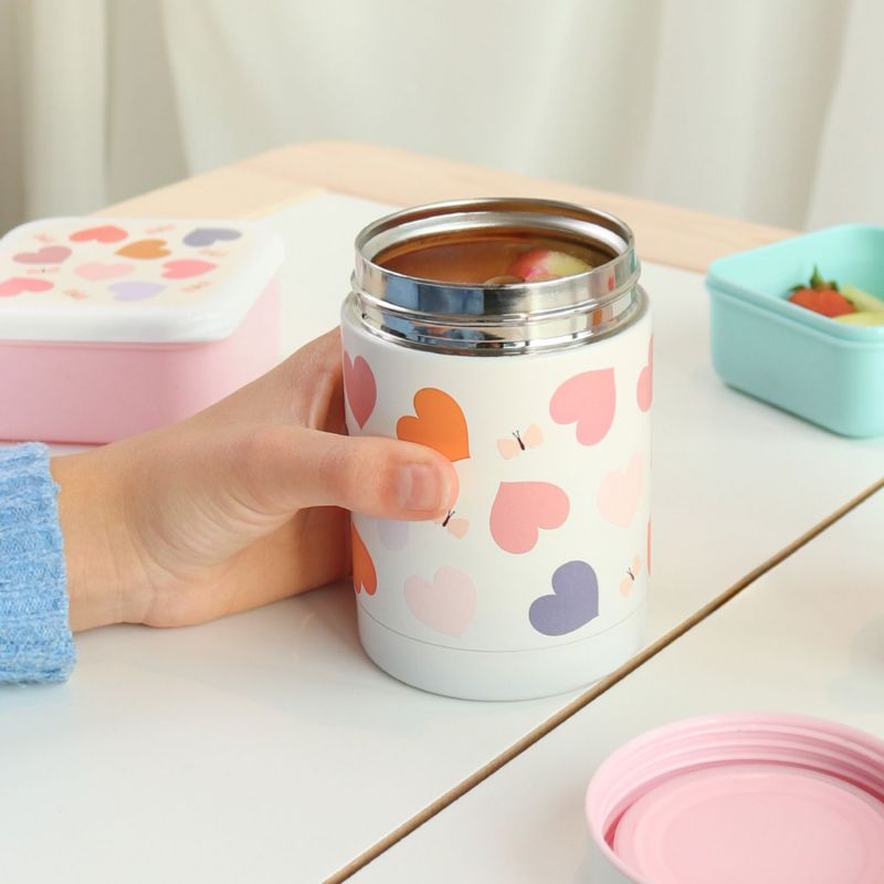Boîte à repas isotherme Cœurs A Little Lovely Company Ambiance 5