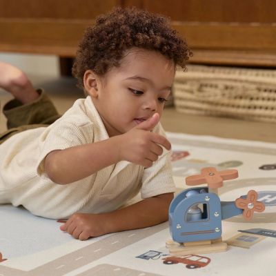 Hélicoptère avec figurine