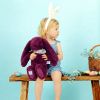 Peluche Lapin Fleurette Prune (35 cm) Doudou et Compagnie Ambiance 2