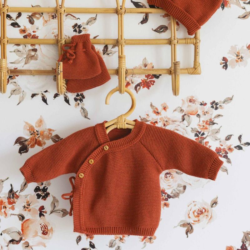 Lot brassière, bonnet et chaussons Terracotta (0-1 mois) Trois Kilos Sept Ambiance 5