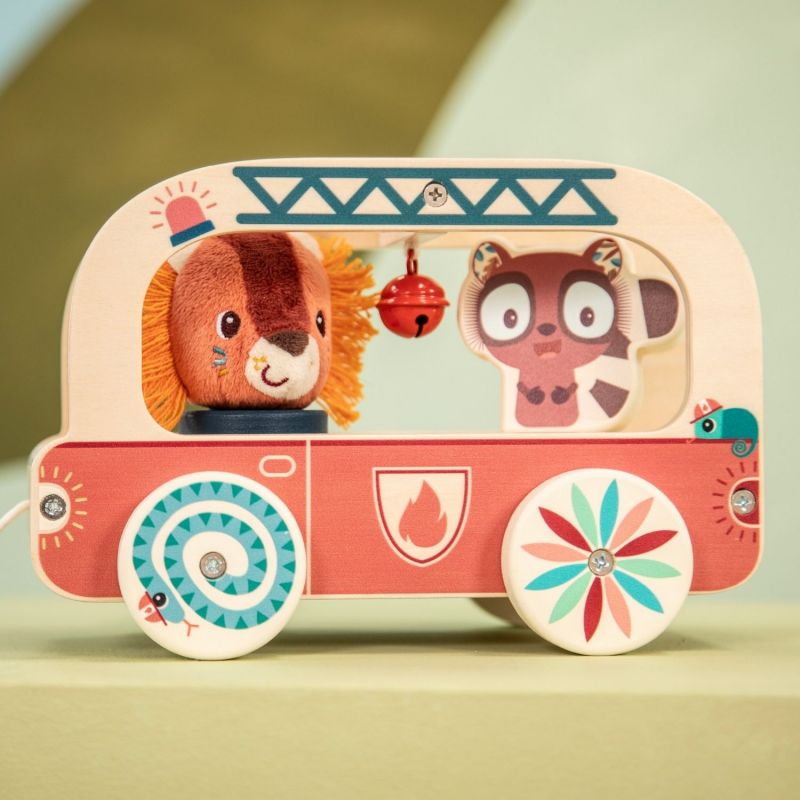 Camion de pompier en bois Jack Lilliputiens Ambiance 6