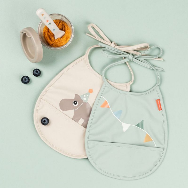 Lot de 2 bavoirs Celebration Sable Done by Deer Ambiance 1