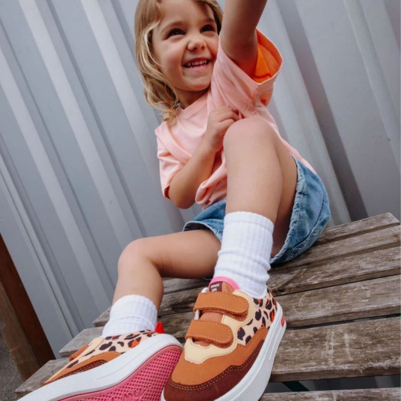 Basket Sneakers Léopard (pointure 26) Hello Hossy Ambiance 9