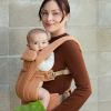 Porte bébé Omni Deluxe Mesh Canyon Clay Ergobaby Ambiance 6