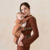 Porte bébé Omni Deluxe Mesh Canyon Clay Ergobaby Ambiance 7
