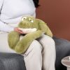 Peluche Croco lesté PODCOLL (50 cm) Histoire d'Ours Ambiance 3