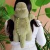Peluche Croco lesté PODCOLL (50 cm) Histoire d'Ours Ambiance 4