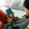 Baladeur interactif Flam avec coque verte Lunii Ambiance 8