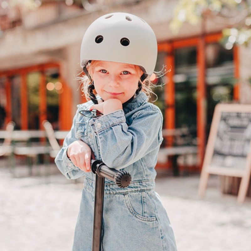 Casque Ash S (51-55 cm) Scoot and ride Ambiance 2