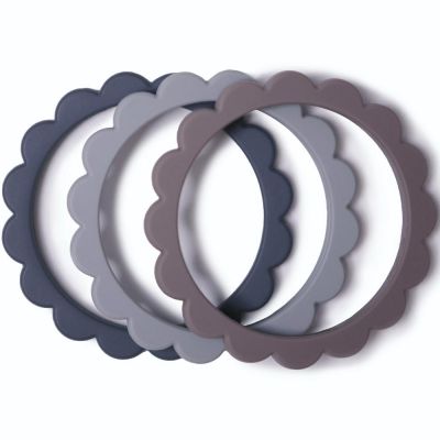 Lot de 3 bracelets de dentition Flower Steel/Dove gray/Stone  par Mushie