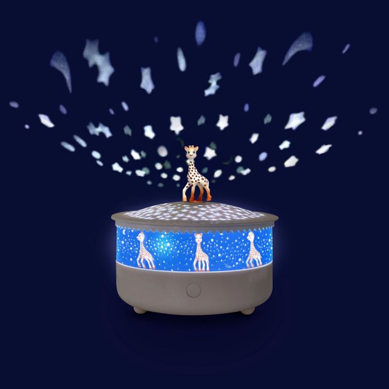 Veilleuse projecteur d'étoiles Sophie la Girafe rechargeable Trousselier Ambiance 2