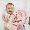 Couverture en mousseline de bambou Embroidery Anglaise Pink Elodie Details Ambiance 2