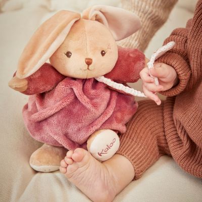 Peluche musicale Patapouf Lapin bordeaux (17 cm)