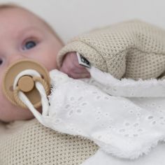 Doudou attache sucette fleur Calm blanc