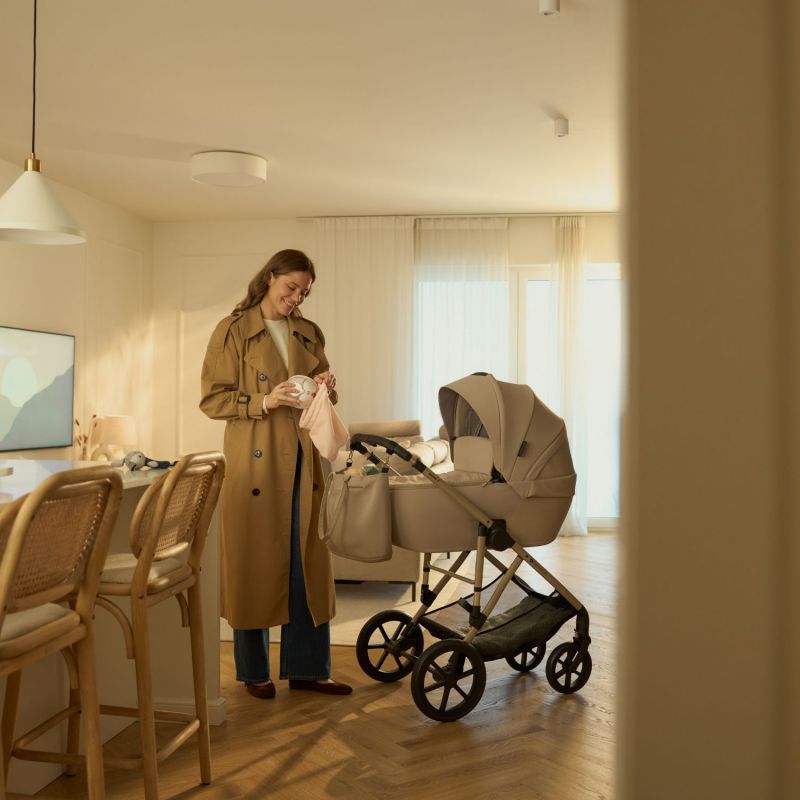 Tire-lait mains libres MamaFlow Gold Kinderkraft Ambiance 8