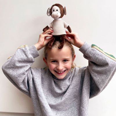 Singe Charlie (15 cm assis)