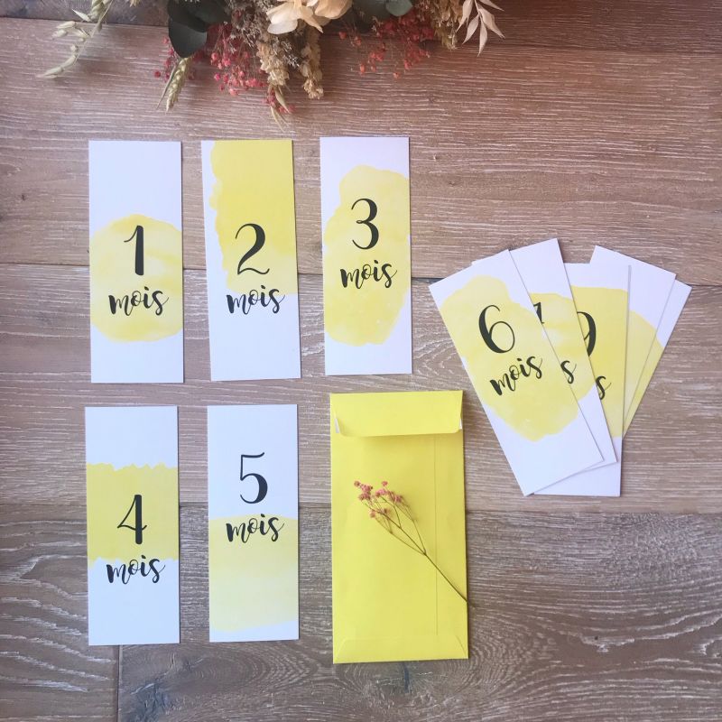 Cartes étapes de bébé jaunes (12 cartes) Les Boudeurs