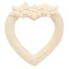 Anneau de dentition en caoutchouc Coeur crème  par A Little Lovely Company