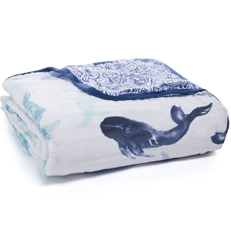 Couverture de rêve Dream Blanket Lights Seafaring whale (120 x 120 cm) aden + anais