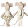 Jumeaux Royaux petit(e) sœur & frère souris dans leur boîte assortie  par Maileg