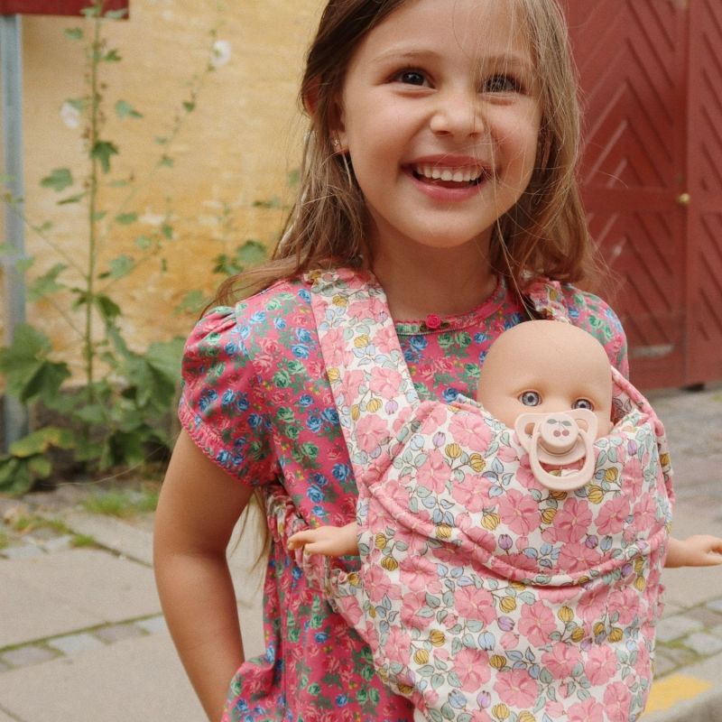 Porte-bébé pour poupée Rose Anglaise Konges Slojd Ambiance 6