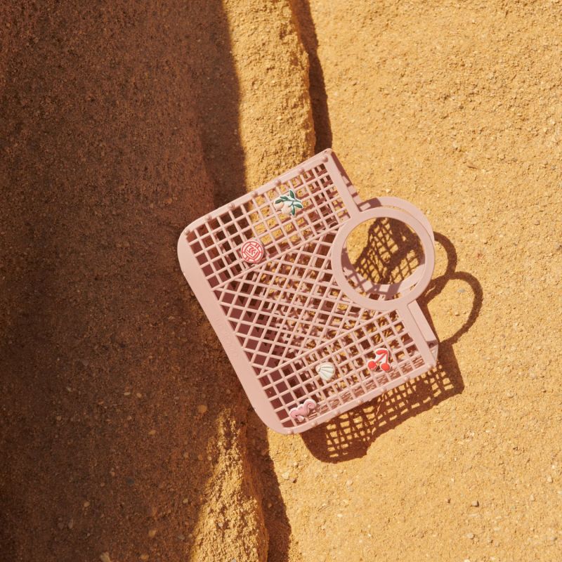 Panier enfant Samantha avec accessoires Rose Liewood Ambiance 3