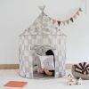 Tente de jeu en tissu recyclé Damier beige 3 sprouts Ambiance 2