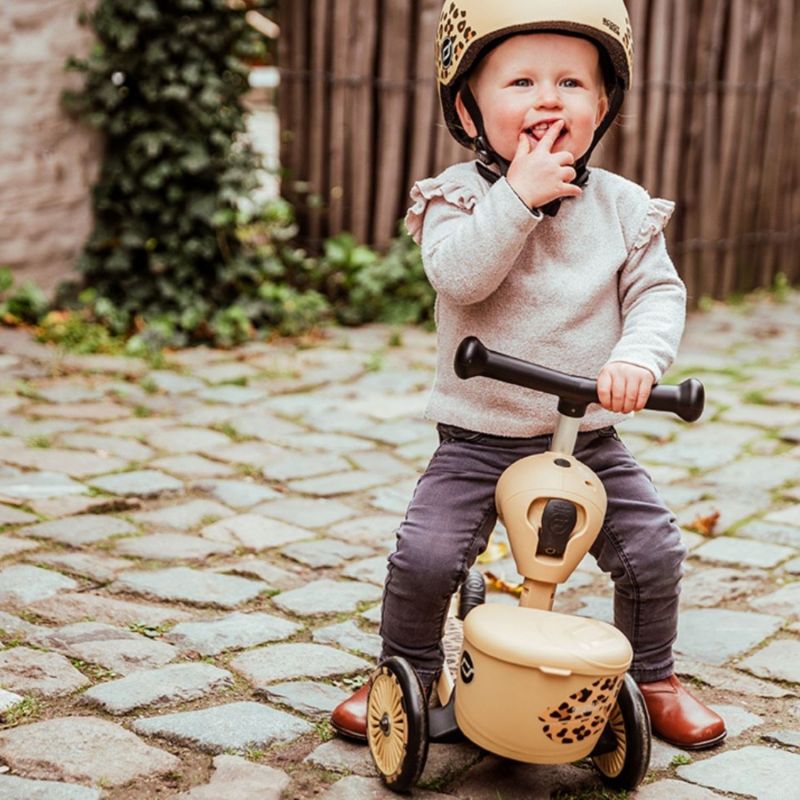 Porteur évolutif en Highwaykick 1 Lifestyle Leopard Scoot and ride Ambiance 2