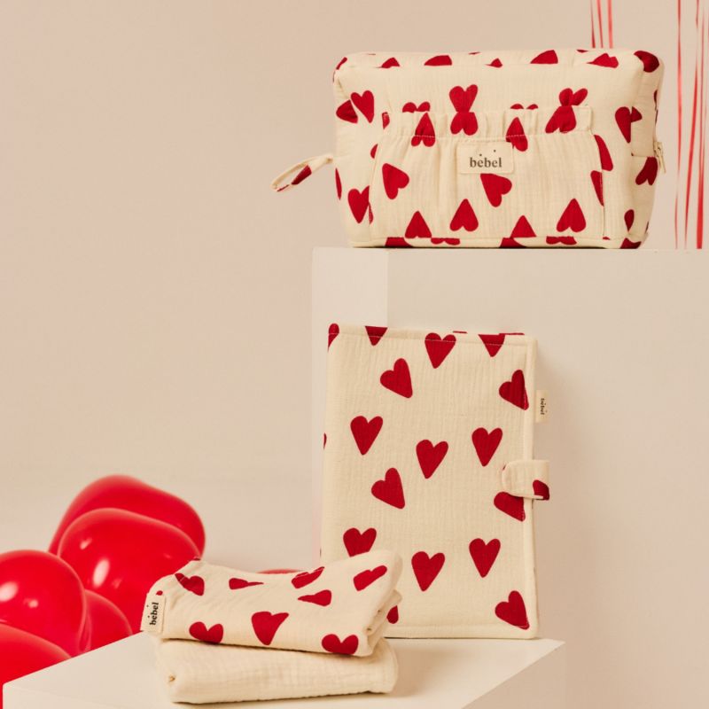 Trousse de toilette comme un bonbon Coeur BEBEL Ambiance 2