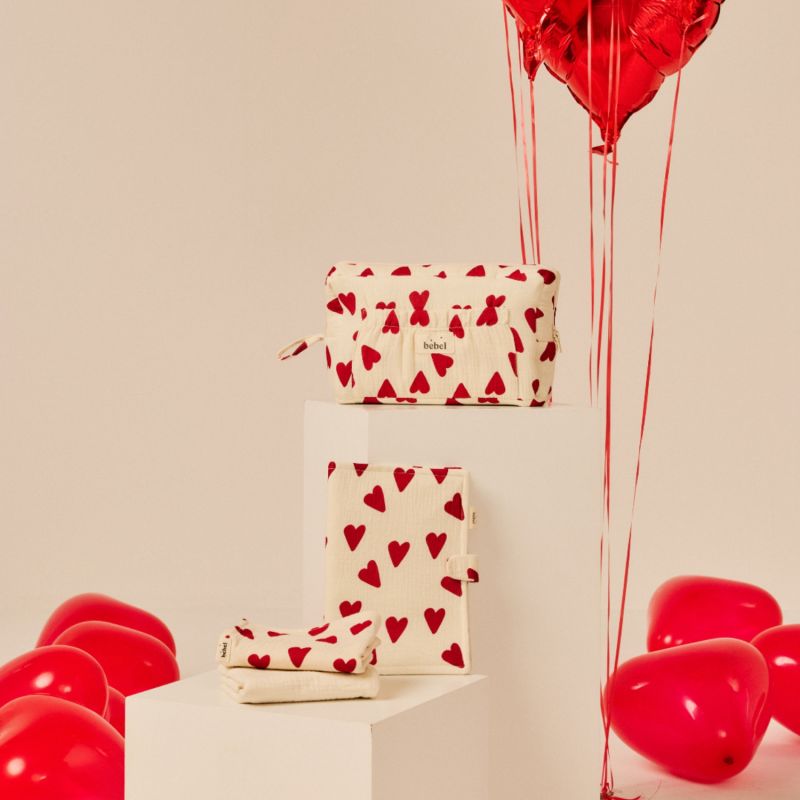 Trousse de toilette comme un bonbon Coeur BEBEL Ambiance 3