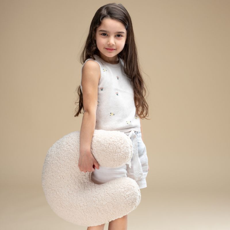 Coussin en U Cream White molletonné Wigiwama Ambiance 3