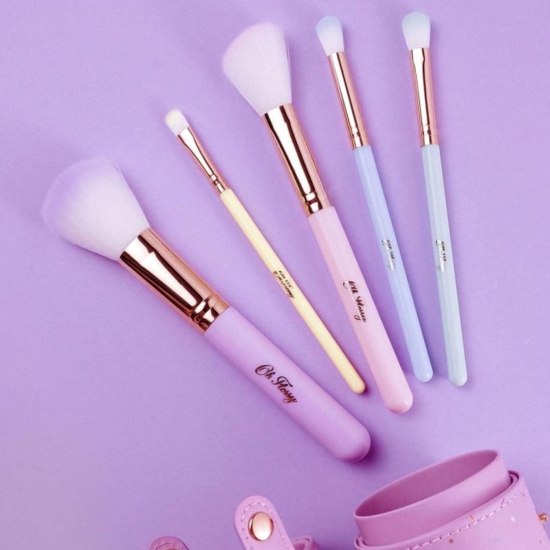 Coffret de 5 pinceaux de maquillage Arc-en-ciel Oh Flossy Ambiance 3