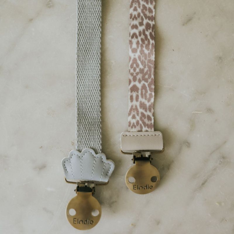 Attache sucette Leopard Elodie Details Ambiance 6