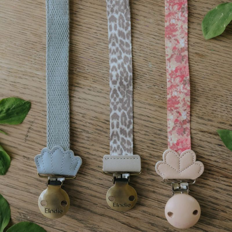 Attache sucette Leopard Elodie Details Ambiance 7
