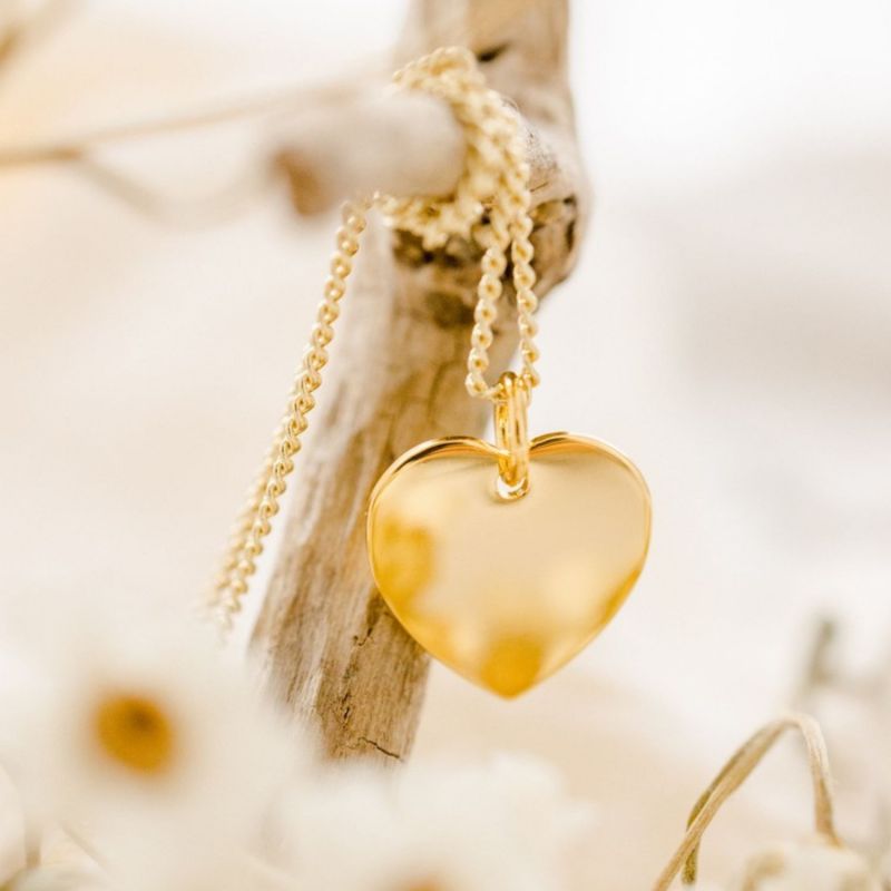 Collier médaille Coeur Tendresse personnalisable (or jaune 18 carats) Pleine Lune Produit 1