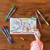 Trousse à colorier lavable et réutilisable Espace avec 10 feutres Eatsleepdoodle Ambiance 2