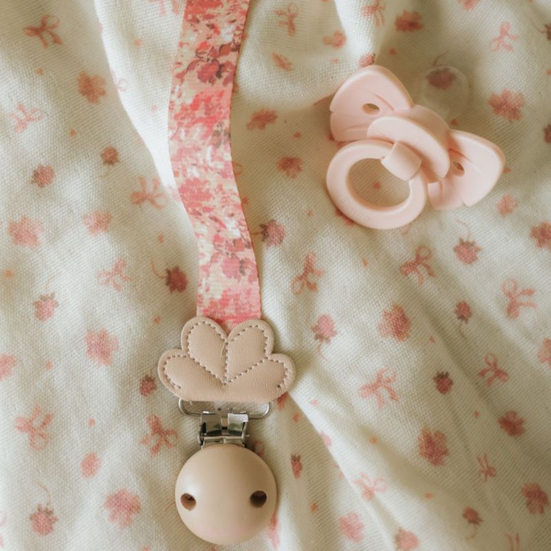 Sucette orthodontique en silicone Binky Bow Misty Pink (0 mois et +) Elodie Details Ambiance 8