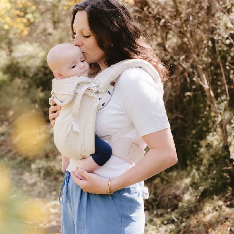 Porte bébé préformé Néo Lin Naturel V3 NéoBulle Ambiance 6