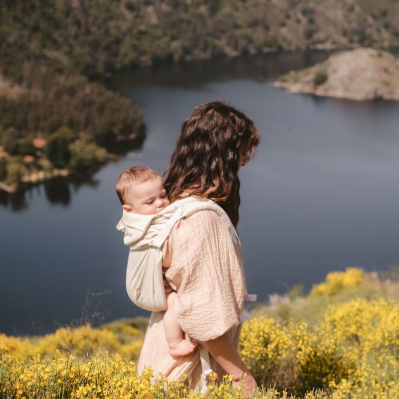 Porte bébé préformé Néo Lin Naturel V3 NéoBulle Ambiance 8