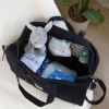 Sac à langer Basile Noir Hindbag Ambiance 2