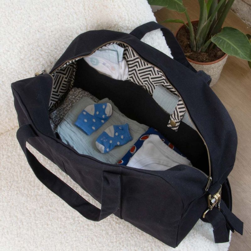 Sac à langer Basile Noir Hindbag Ambiance 6