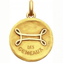 Médaille symbole Gémeaux (or jaune 750°)  par Becker