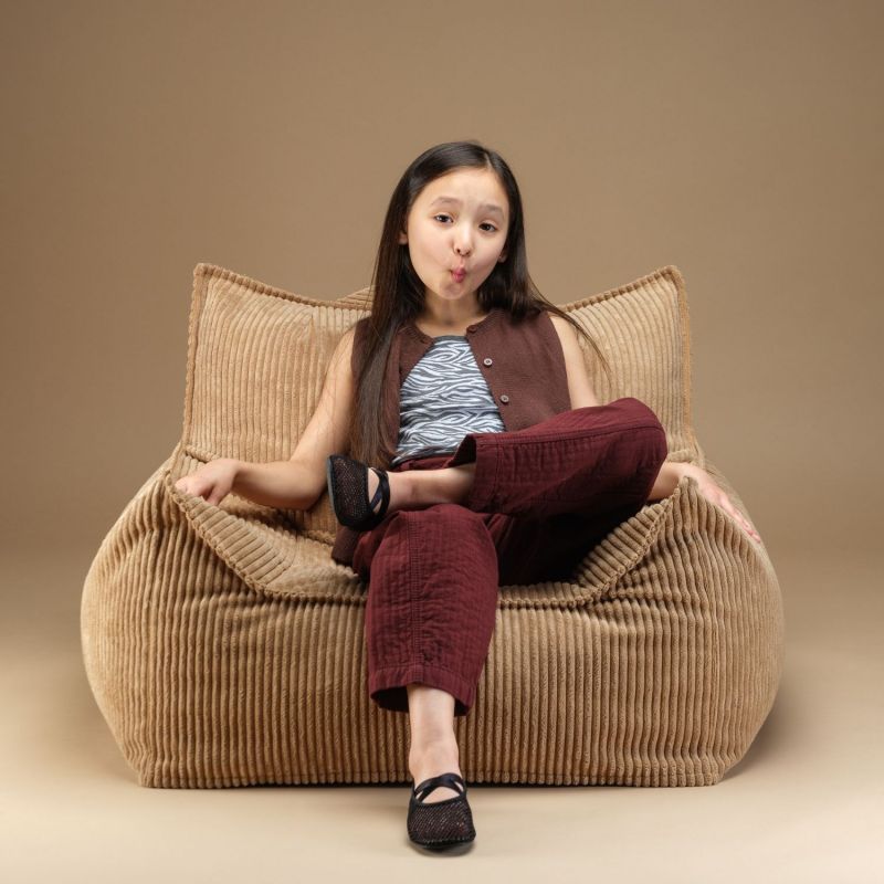 Fauteuil Club Teen Toffee velours côtelé Wigiwama Ambiance 5