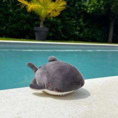 Porte-clé peluche Nemu Nemu Zap le Requin (16 cm)