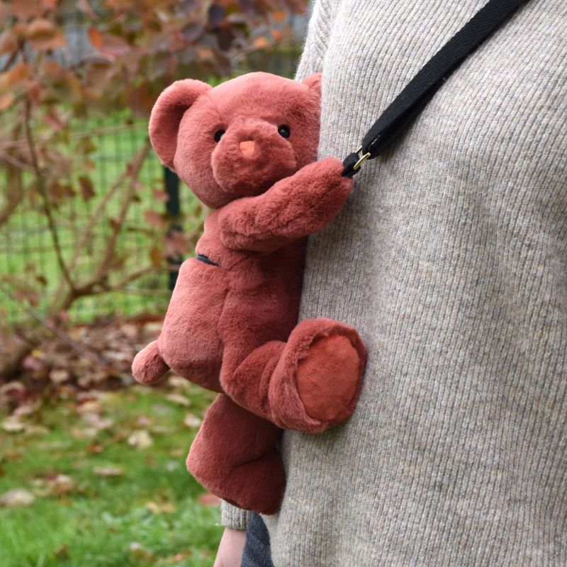 Sac bandoulière Doudou Ours terracotta (30 cm) Doudou et Compagnie Ambiance 4