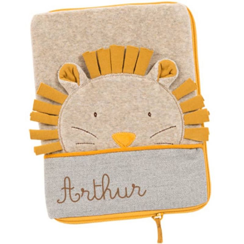 Protège carnet de santé crème Paprika le lion (personnalisable) Moulin Roty